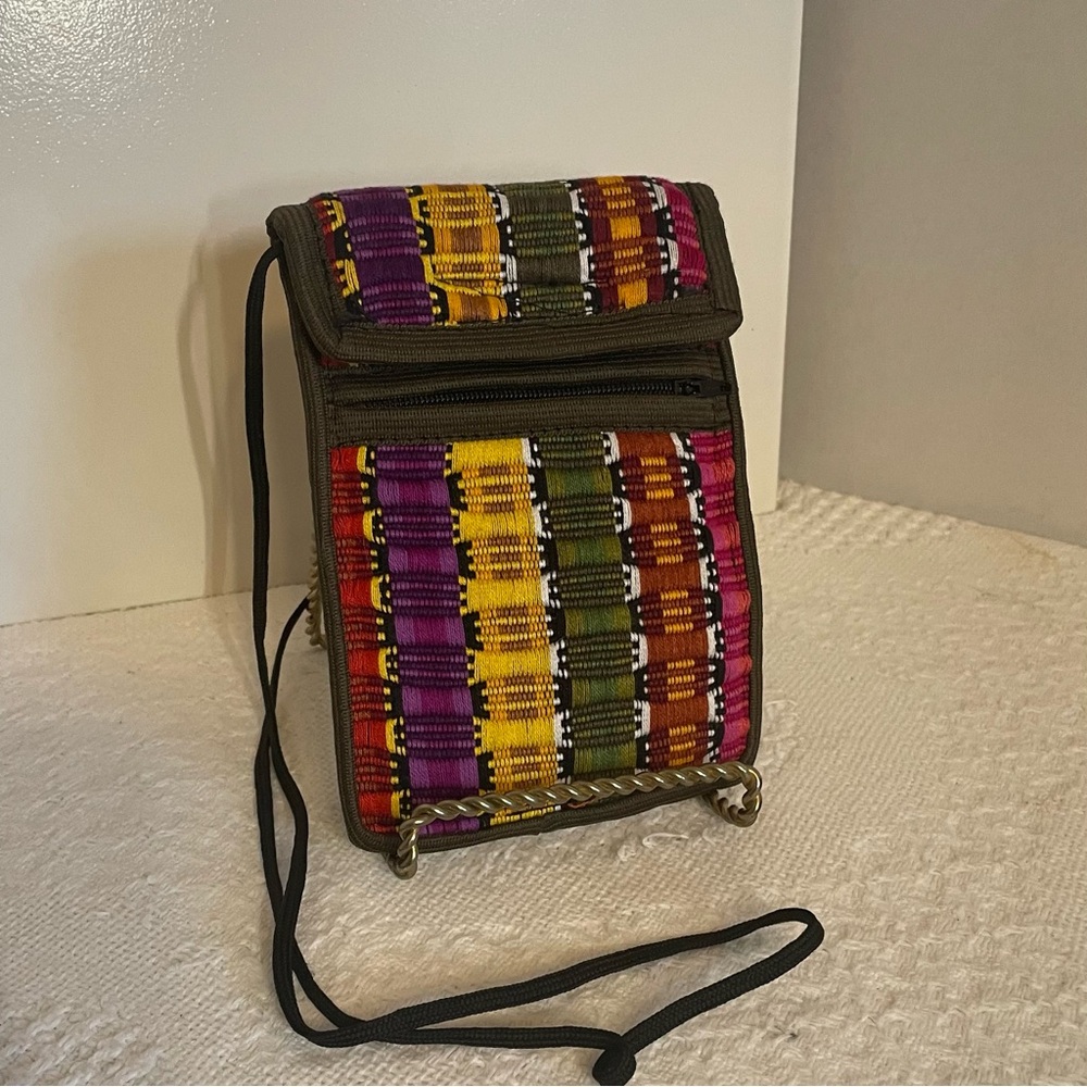 Colorful Woven Crossbody Pouch‎